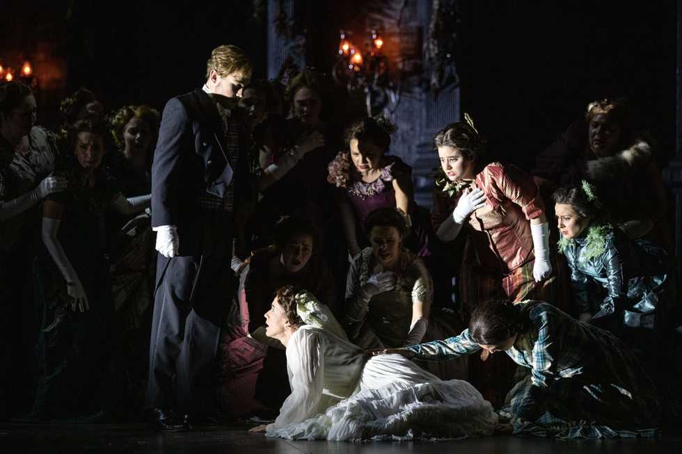 A scene from the Lyric Opera of Kansas City production of Lucia di Lammermoor.